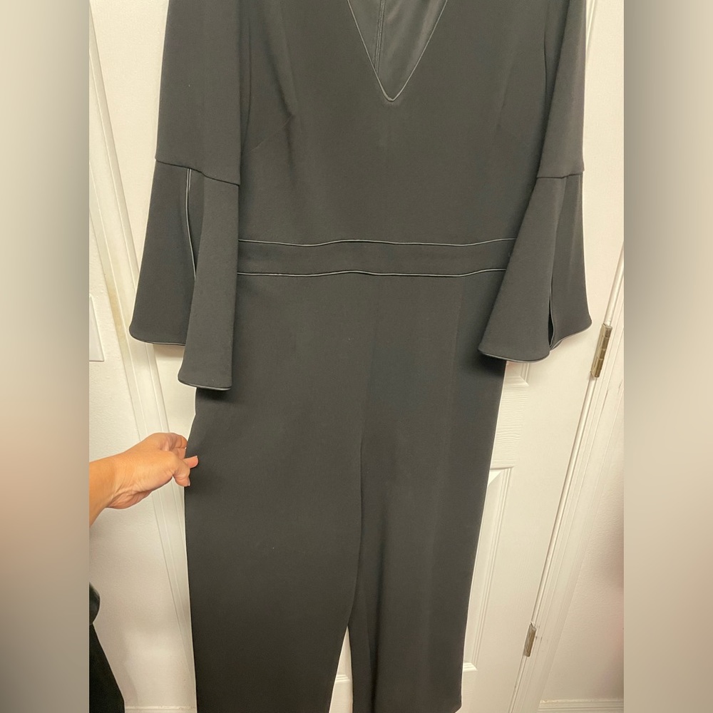 Great for the holidays 💃Worn one time for an event. Badgley Mischka jumpsuit.